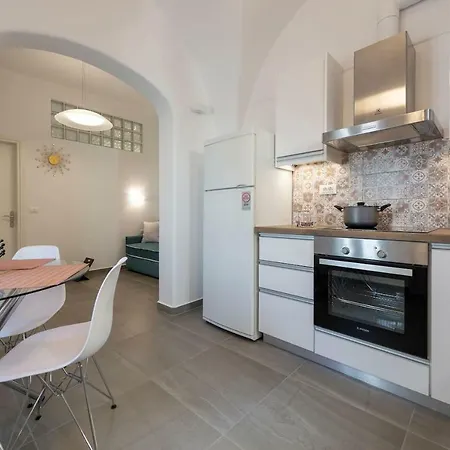 Plumeria Holiday home Messaria (Santorini)